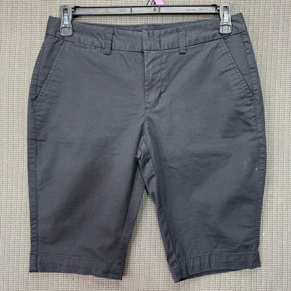 Khakis By Gap Womens Size 6 Black Slim City Chino Bermuda Shorts Urban Style